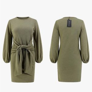 R Vivimos NWT! Women’s Dress Size L 12/14 Polyester Blend Long Sleeve